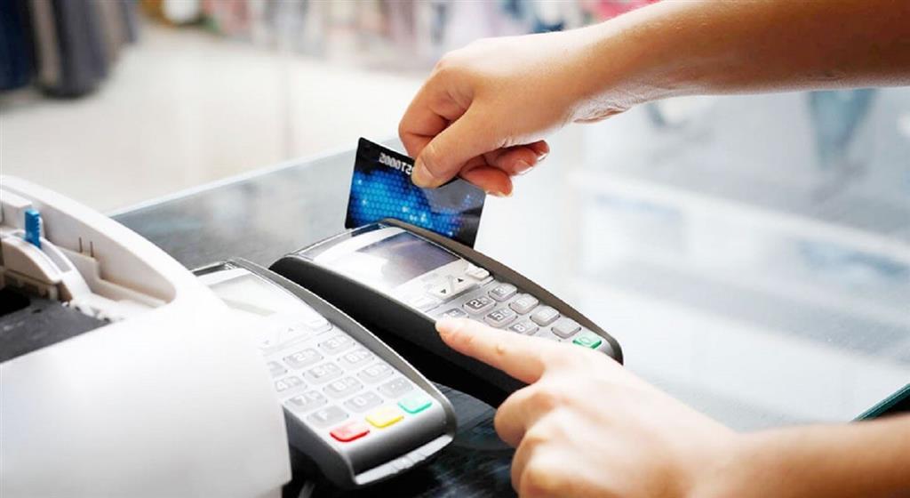Đừng lo lắng nếu thẻ tín dụng của bạn không được chấp nhận tại cửa hàng tại Pháp