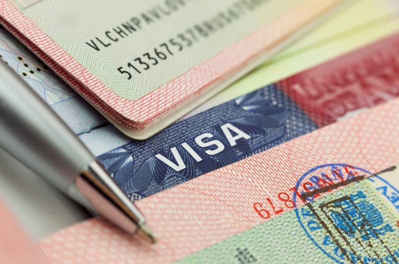 Bạn cần chuẩn bị đầy đủ giấy tờ để nộp hồ sơ xin visa Mỹ