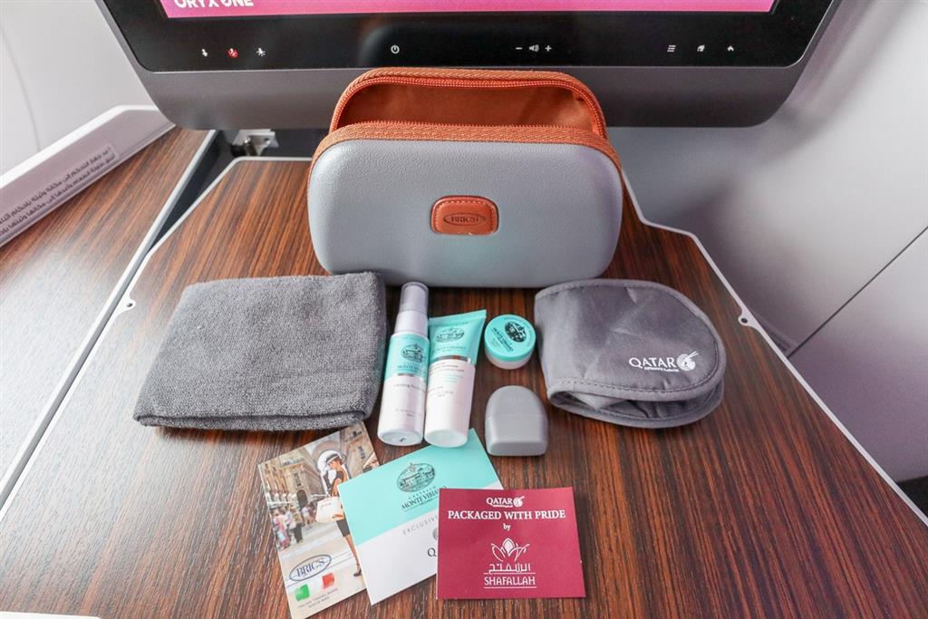 Các sản phẩm vệ sinh cá nhân dành cho hành khách trên chuyến bay của Qatar Airways