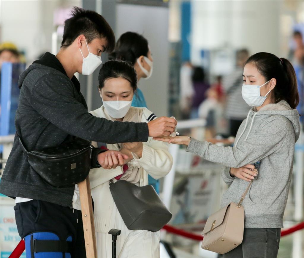 Cồn không thể giết được các virus đã xâm nhập cơ thể bạn Cồn không thể giết được các virus đã xâm nhập cơ thể bạn