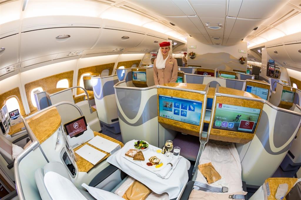Cùng tạo ra kì nghỉ Dubai đáng nhớ với hãng hàng không hàng đầu thế giới Emirates Cùng tạo ra kì nghỉ Dubai đáng nhớ với hãng hàng không hàng đầu thế giới Emirates
