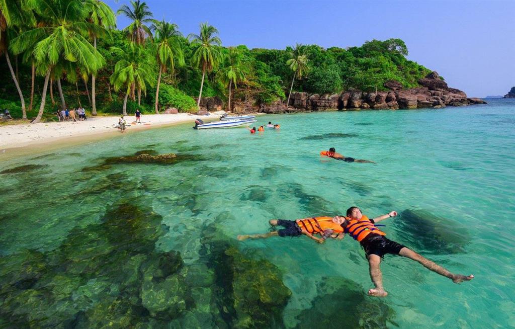 Đảo Phú Quốc là thiên đường nghỉ dưỡng mà bạn nên đặt chân tới trong mùa hè này