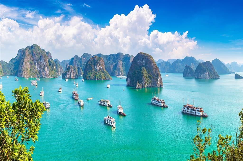 Gợi &yacute; những điểm tham quan hấp dẫn tại Quảng Ninh