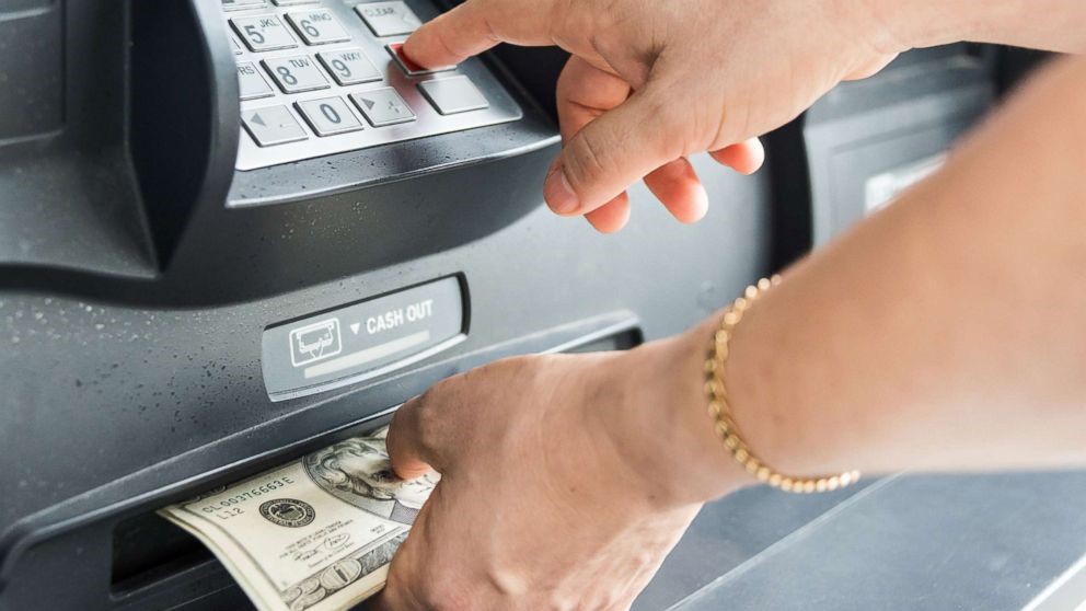 Hãy chi tiêu một cách xứng đáng cho những trải nghiệm đặc trưng ở Châu Âu Hãy chi tiêu một cách xứng đáng cho những trải nghiệm đặc trưng ở Châu Âu