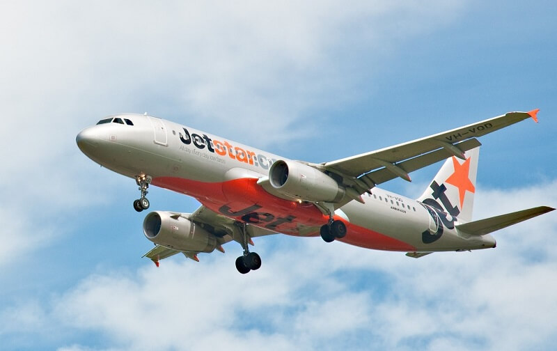 Phí đổi vé máy bay Jetstar là bao nhiêu tiền ? Phí đổi vé máy bay Jetstar là bao nhiêu tiền ?