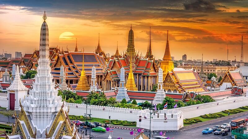Cung điện Hoàng gia Thái Lan và Chùa Phật Ngọc Cung điện Hoàng gia Thái Lan và Chùa Phật Ngọc