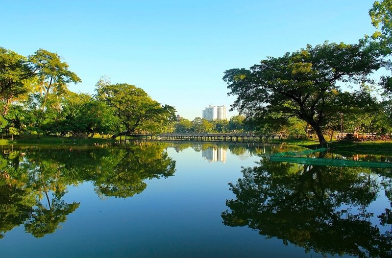 Hồ Kandawgyi Hồ Kandawgyi