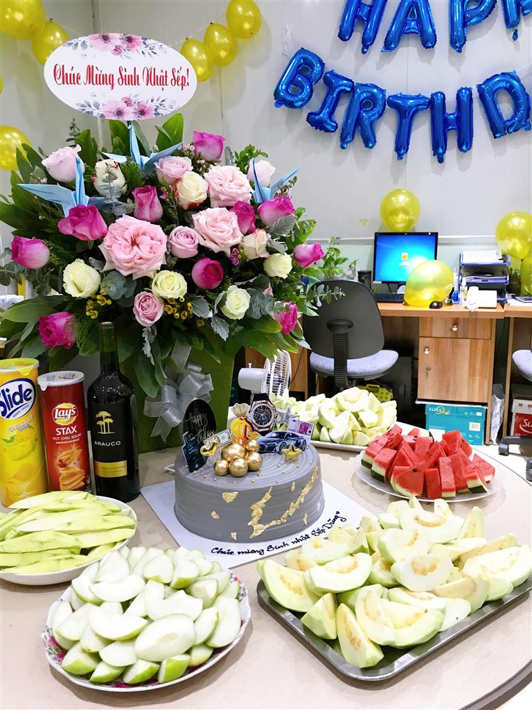 Mọi thứ đã được chuẩn bị tươm tất để chờ đợi sự xuất hiện của “nhân vật chính” Mọi thứ đã được chuẩn bị tươm tất để chờ đợi sự xuất hiện của “nhân vật chính”