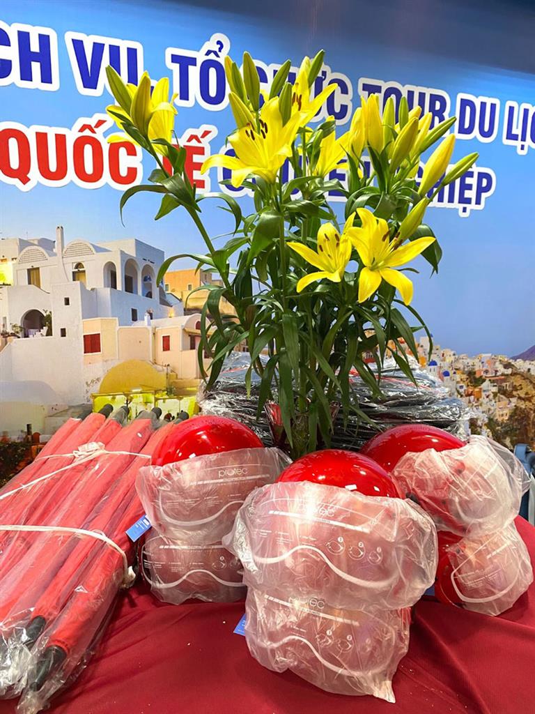 Các phần quà hấp dẫn dành tặng cho khách hàng của Nam Thanh Travel Các phần quà hấp dẫn dành tặng cho khách hàng của Nam Thanh Travel