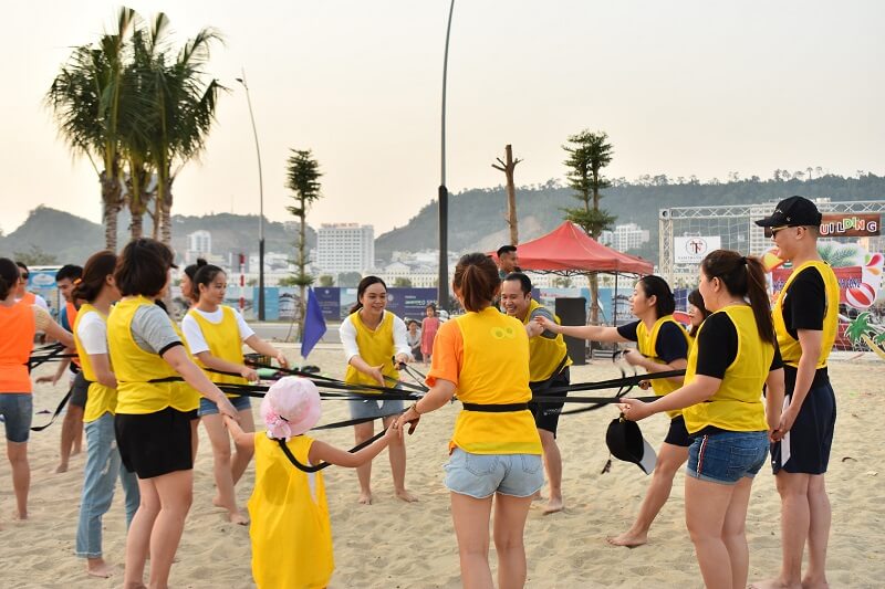 Hình ảnh tại trò chơi Team Building Nam Thanh Travel Hình ảnh tại trò chơi Team Building Nam Thanh Travel