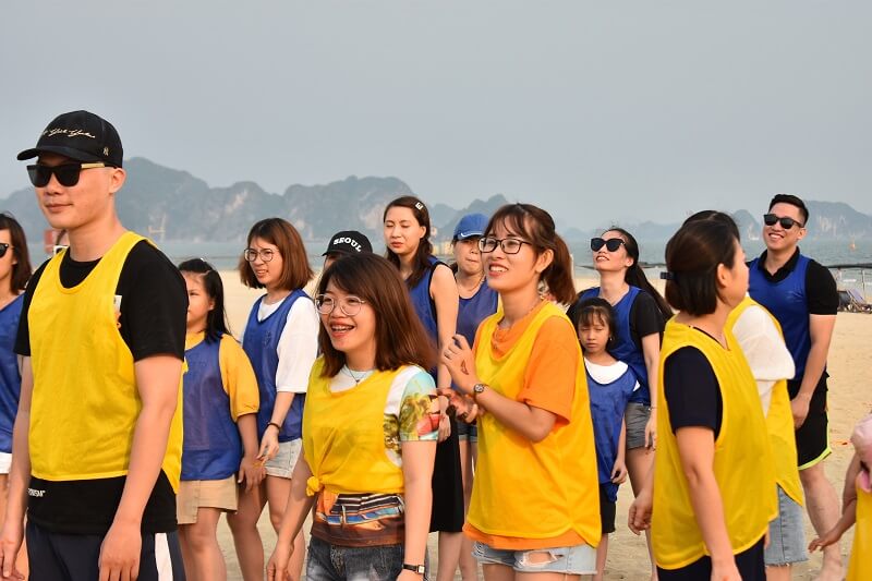 Hoạt động vui nhộn trong Team Building Hoạt động vui nhộn trong Team Building
