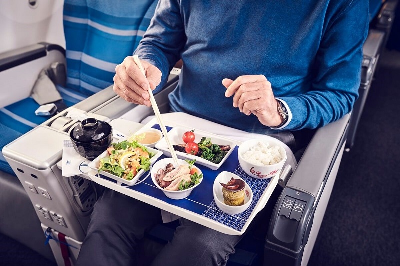 Suất ăn trên máy bay Polish Airlines Suất ăn trên máy bay Polish Airlines