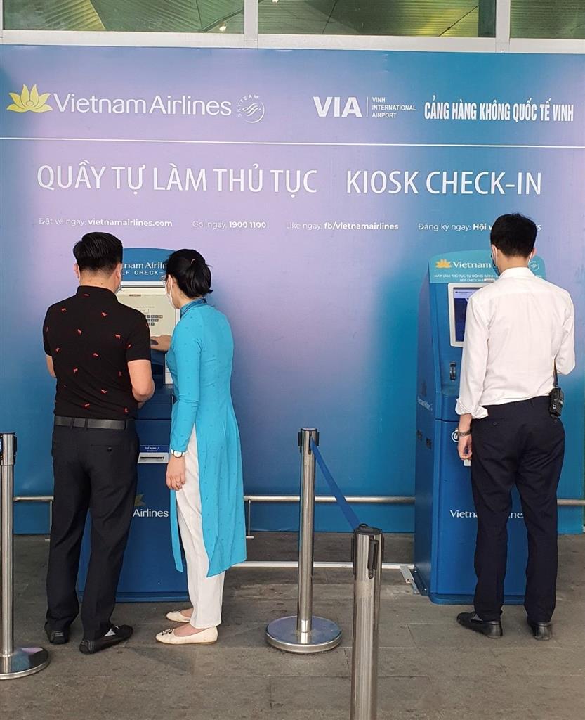 Quầy làm thủ tục check in tại sân bay Vinh Quầy làm thủ tục check in tại sân bay Vinh