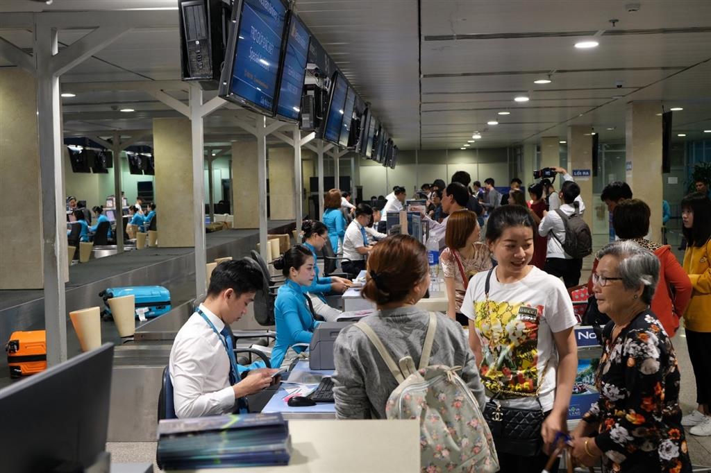 Quầy thủ tục, check in Quầy thủ tục, check in