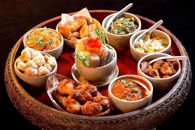Khantoke - ẩm thực Chiang Mai Khantoke - ẩm thực Chiang Mai