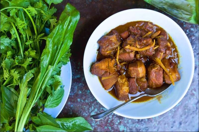 Gaeng Hang La – món ăn đặc sản tại Chiang Mai, Thái Lan Gaeng Hang La – món ăn đặc sản tại Chiang Mai, Thái Lan