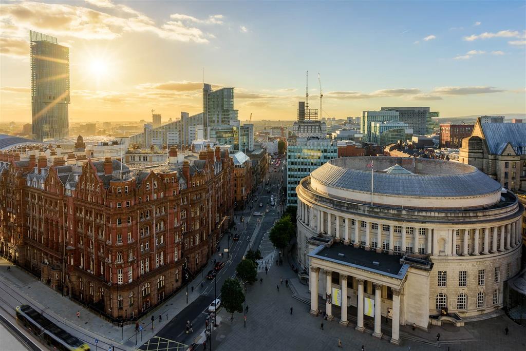 Th&agrave;nh phố Manchester