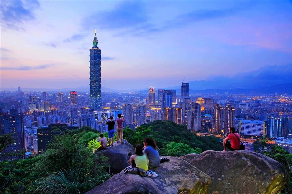 Tháp Taipei 101 là một trong những điểm du lịch nổi bật tại Đài Loan Tháp Taipei 101 là một trong những điểm du lịch nổi bật tại Đài Loan