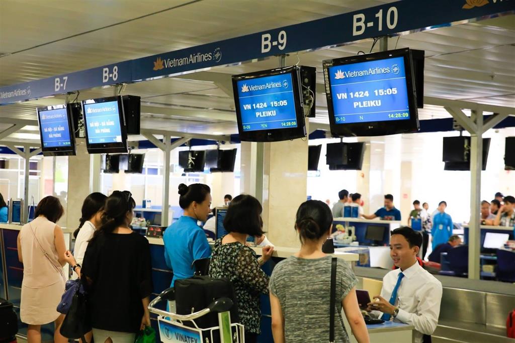 Thời gian l&agrave;m thủ tục tại s&acirc;n bay Nội B&agrave;i l&agrave; bao l&acirc;u?