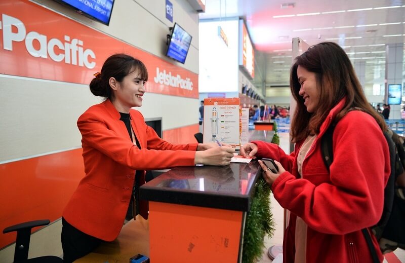 H&atilde;y đến l&agrave;m thủ tục đ&uacute;ng giờ