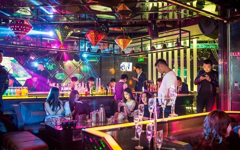 Hình ảnh Lan Quế Phường bên bờ sông Cẩm Giang Hình ảnh Lan Quế Phường bên bờ sông Cẩm Giang