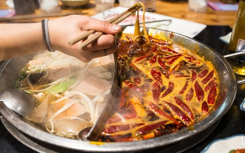 Lẩu Thành Đô hấp dẫn bởi vị cay đầy kích thích Lẩu Thành Đô hấp dẫn bởi vị cay đầy kích thích