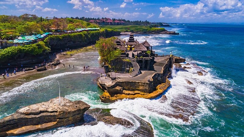 Đền thiêng Tanah Lot Đền thiêng Tanah Lot