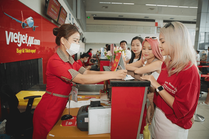 Phải làm sao khi chuyến bay bị delay? Phải làm sao khi chuyến bay bị delay?