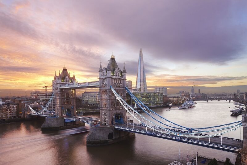 Cầu London (London Bridge) Cầu London (London Bridge)